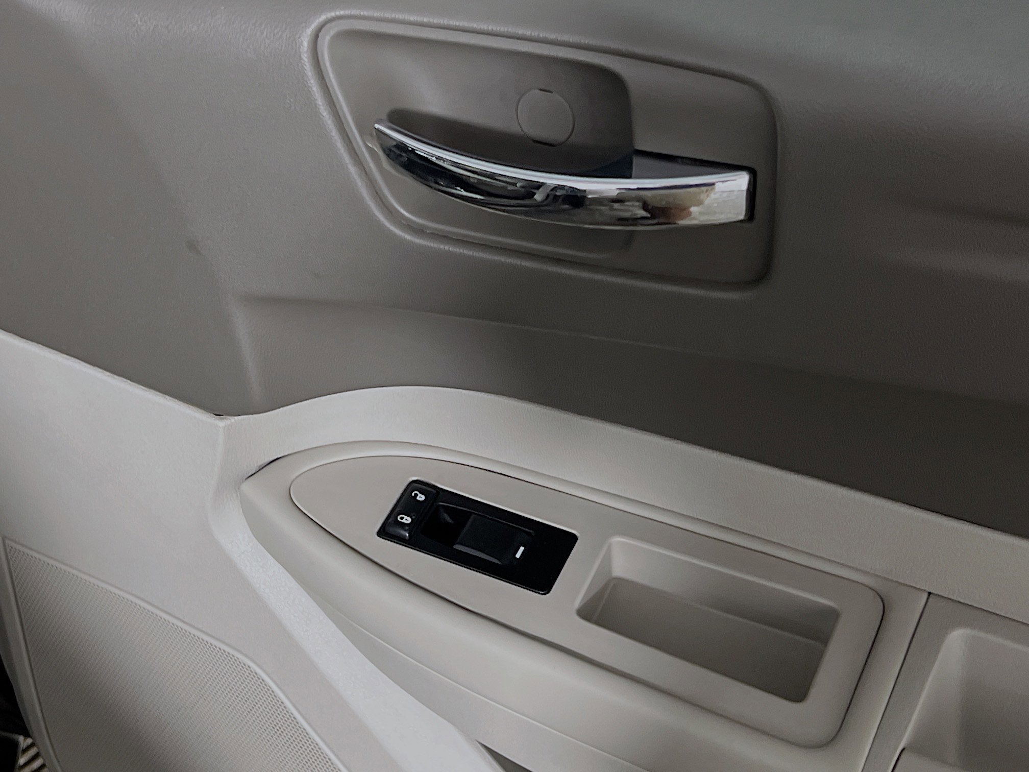 Used 2008 Chrysler 300 LX image 29