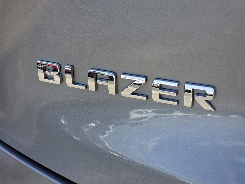 Used 2025 Chevrolet Blazer LT image 8