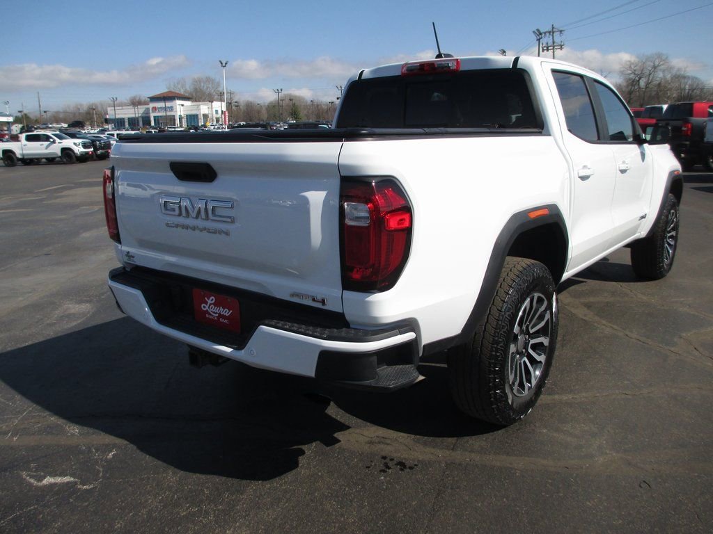 Used 2026 GMC Canyon AT4 image 6
