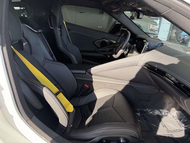 Used 2025 Chevrolet Corvette E-Ray w/ Stealth Interior Trim Package AWD/4WD image 7