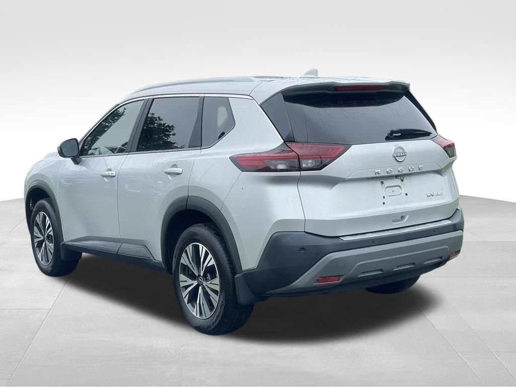 Certified 2023 Nissan Rogue SV w/ SV Premium Package AWD/4WD image 5