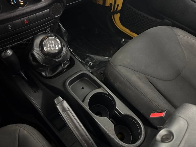 Used 2015 Jeep Wrangler Unlimited Sport AWD/4WD image 35