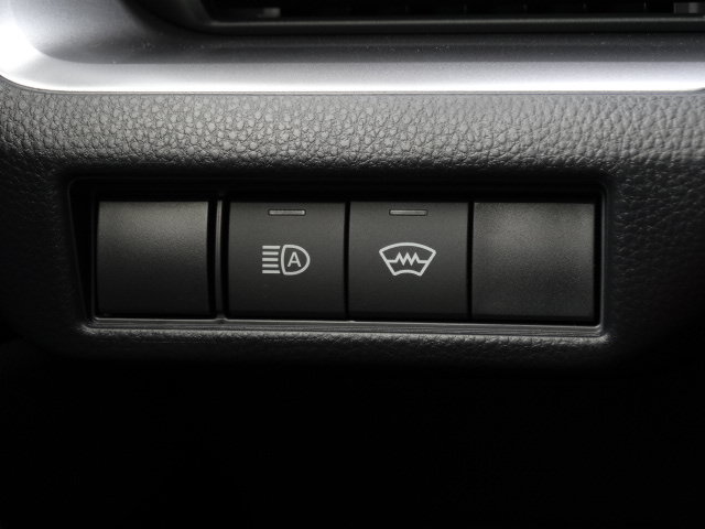 New 2026 Toyota Prius LE FWD image 29