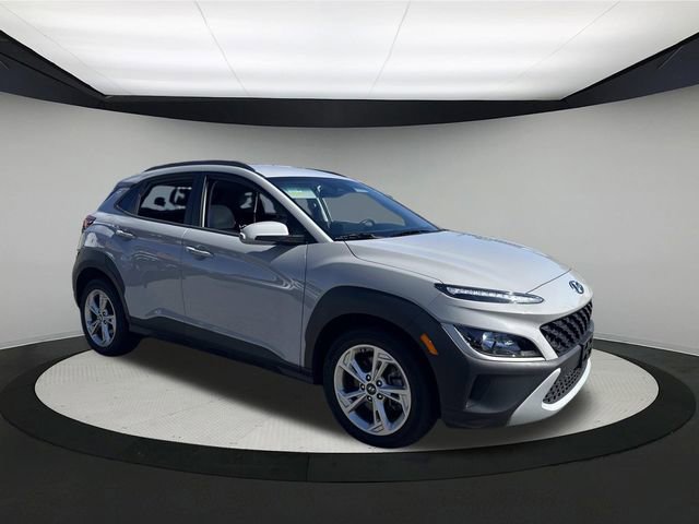 Used 2023 Hyundai Kona SEL w/ Cargo Package image 4