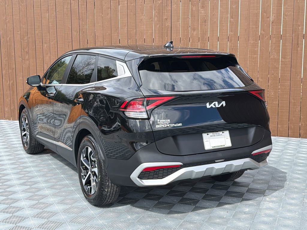Used 2024 Kia Sportage EX image 16