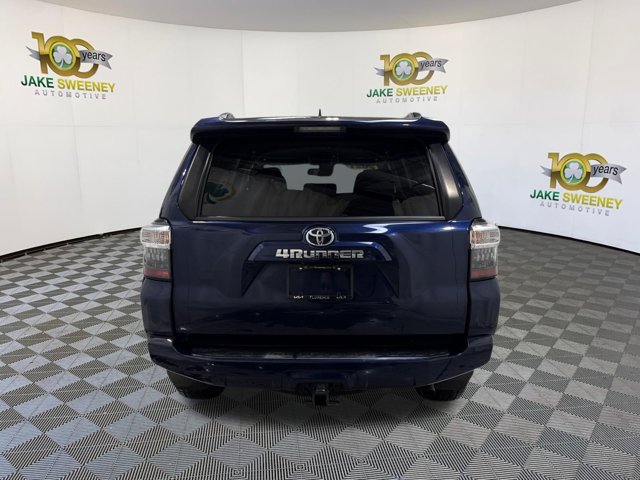 Used 2021 Toyota 4Runner SR5 AWD/4WD image 9