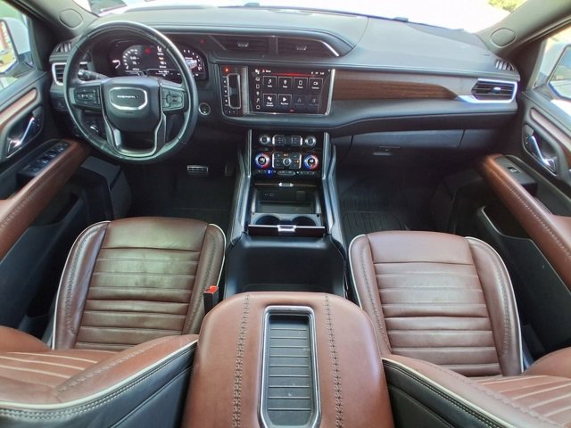 Used 2023 GMC Yukon XL Denali Ultimate image 15