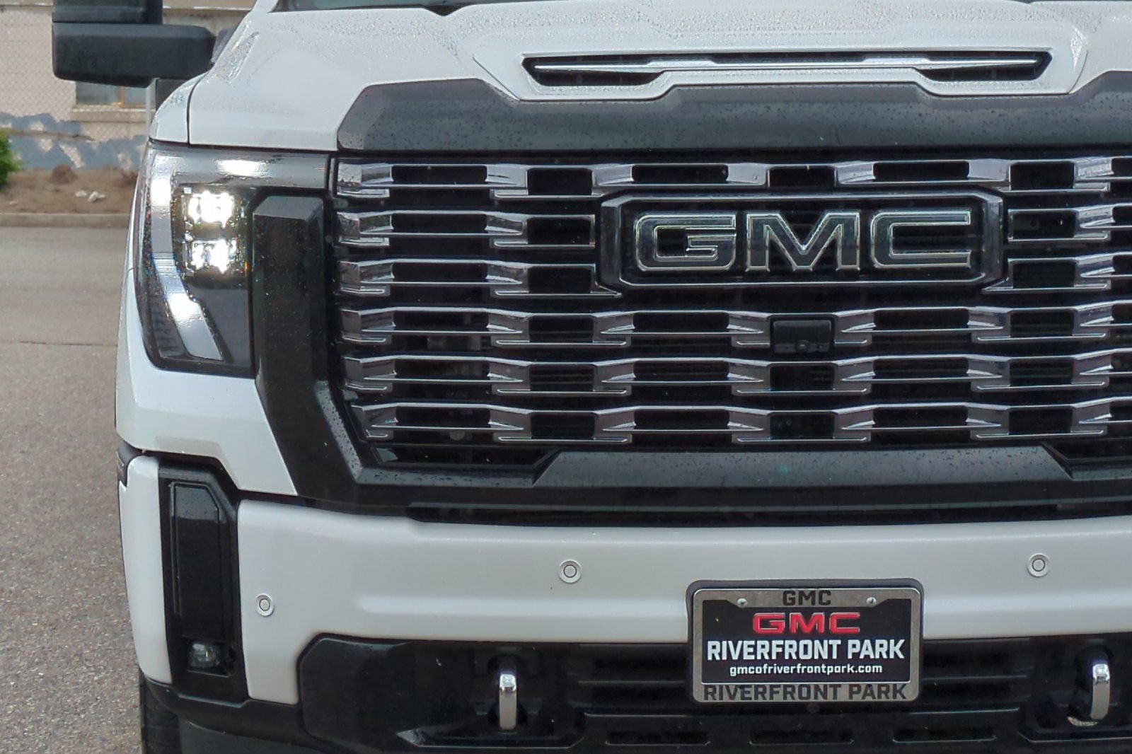 Used 2025 GMC Sierra 2500 Denali Ultimate AWD/4WD image 44