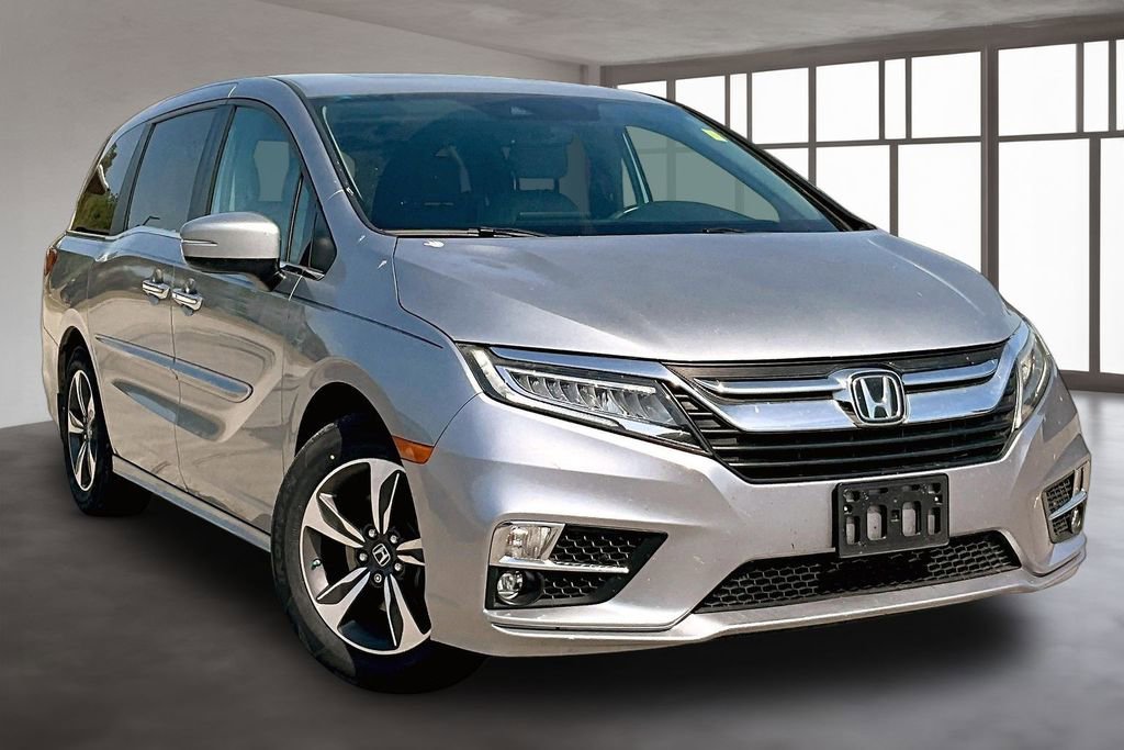 Used 2020 Honda Odyssey Touring image 3