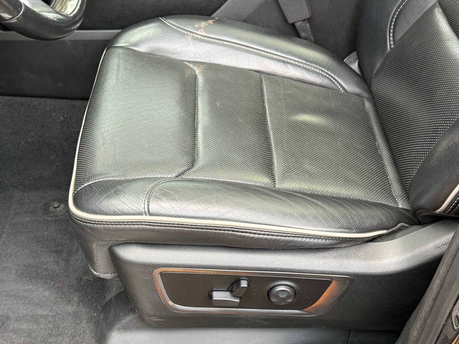 Used 2019 RAM 1500 Limited image 36