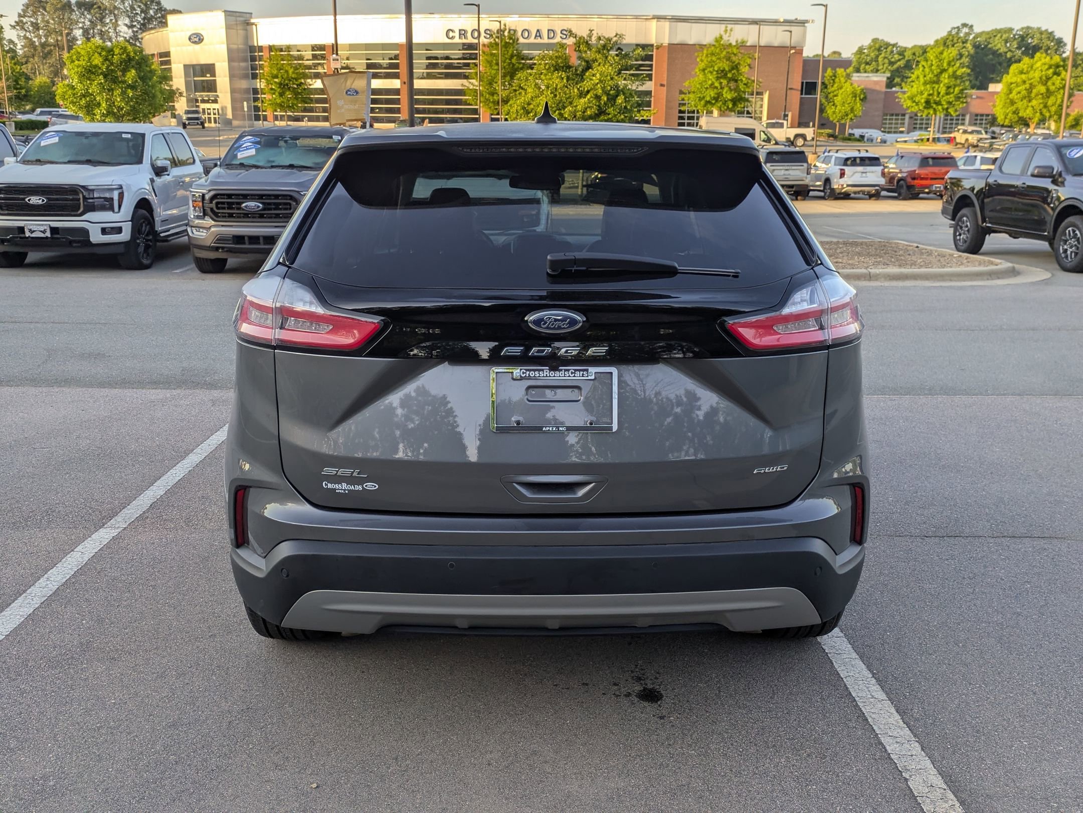 Certified 2024 Ford Edge SEL w/ Convenience Package AWD/4WD image 5