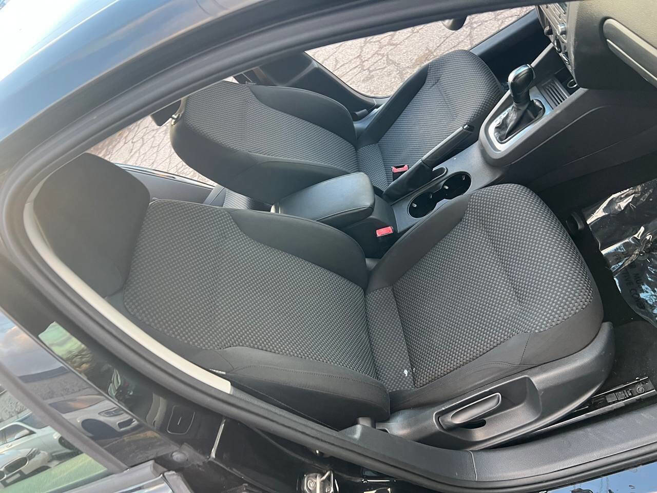 Used 2014 Volkswagen Jetta S image 19