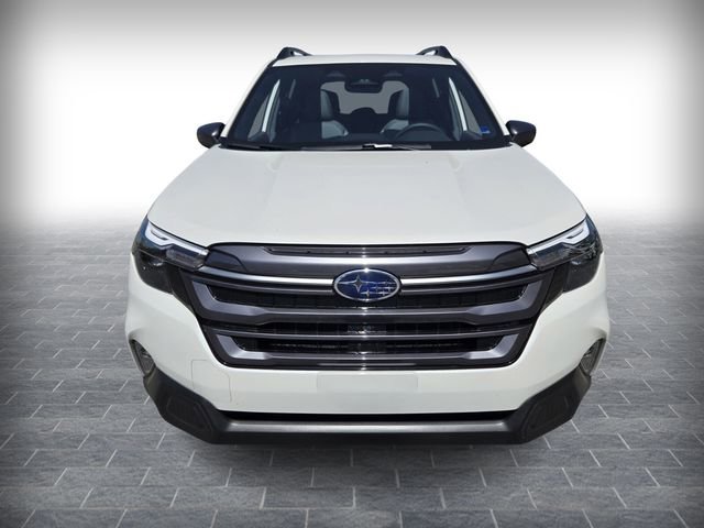 Used 2025 Subaru Forester Premium image 2