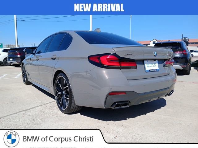Used 2021 BMW M550i xDrive w/ Executive Package image 7