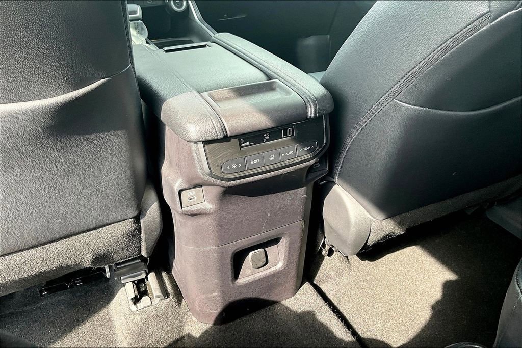 Used 2025 Toyota Grand Highlander FWD image 31