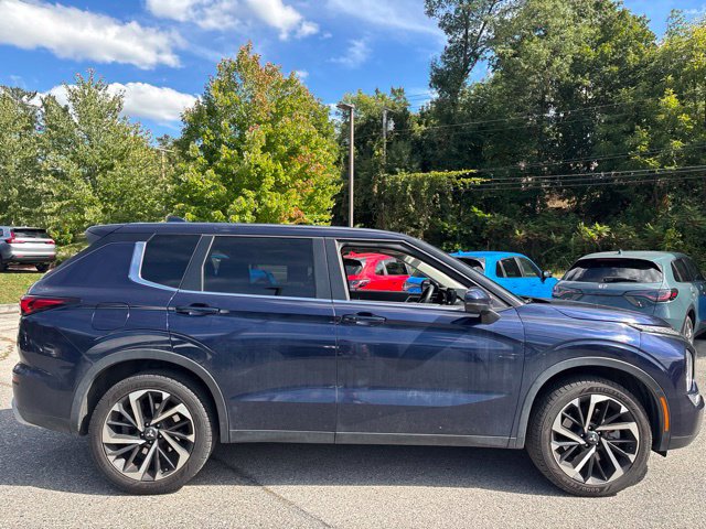 Used 2024 Mitsubishi Outlander SE FWD image 9