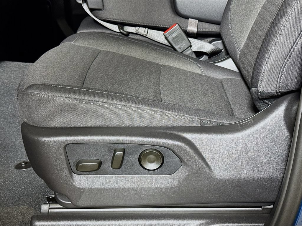 New 2026 Chevrolet Silverado 2500 Custom w/ Custom Convenience Package AWD/4WD image 17