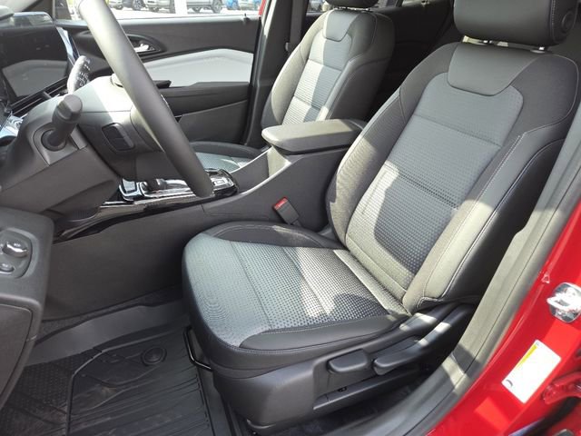 New 2026 Chevrolet Trax LT FWD image 31