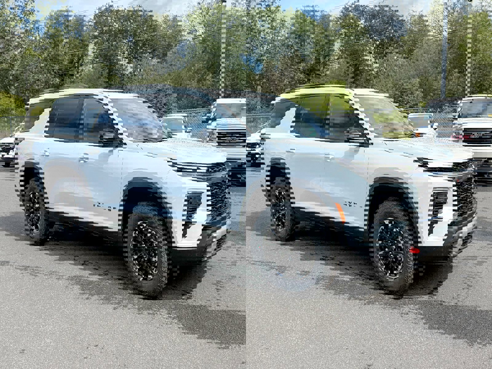 New 2026 Chevrolet Traverse Z71 w/ Enhanced Driving Package image 1