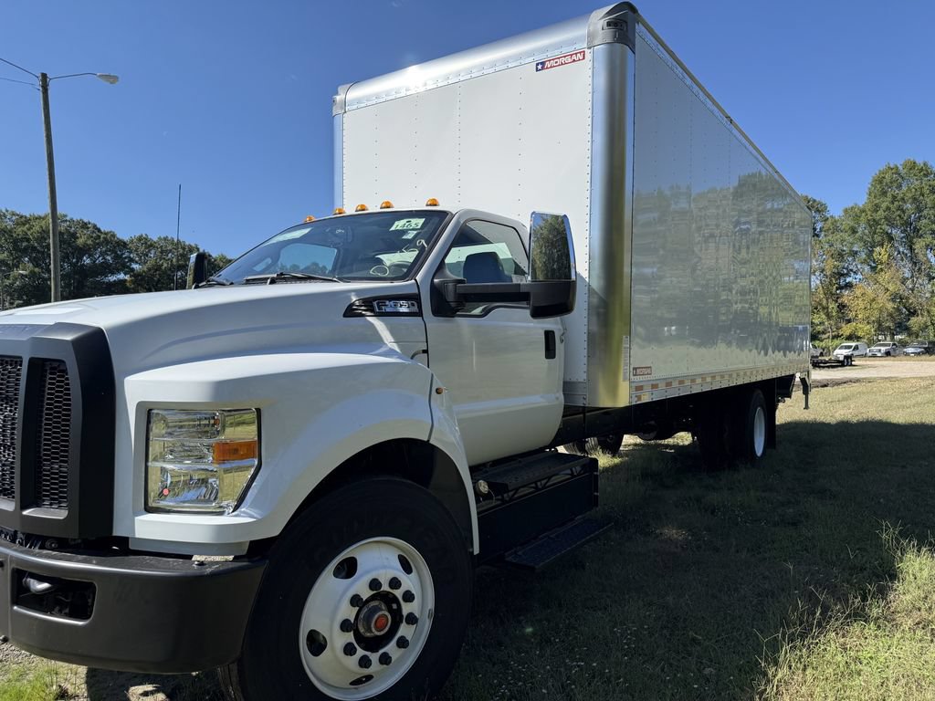 New 2026 Ford F650 2WD Regular Cab Super Duty image 3