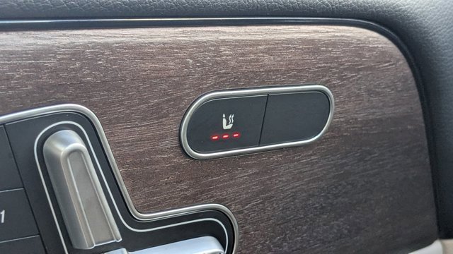 Used 2020 Mercedes-Benz GLB 250 4MATIC image 27