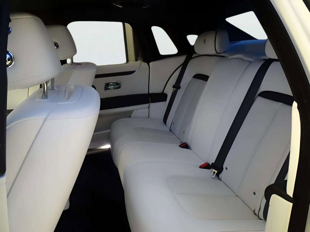 Used 2023 Rolls-Royce Ghost AWD/4WD image 10