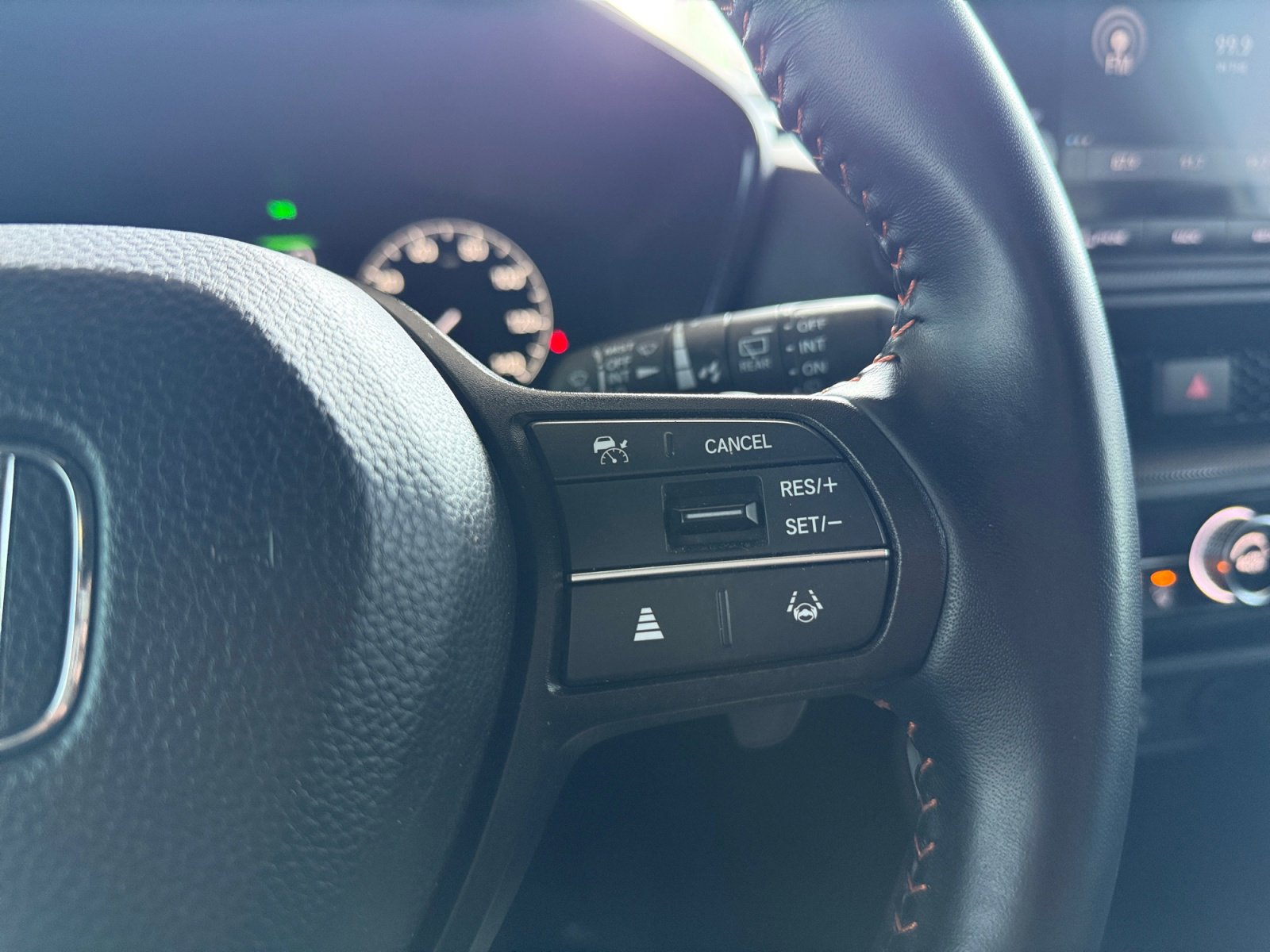 Used 2025 Honda CR-V Sport image 19