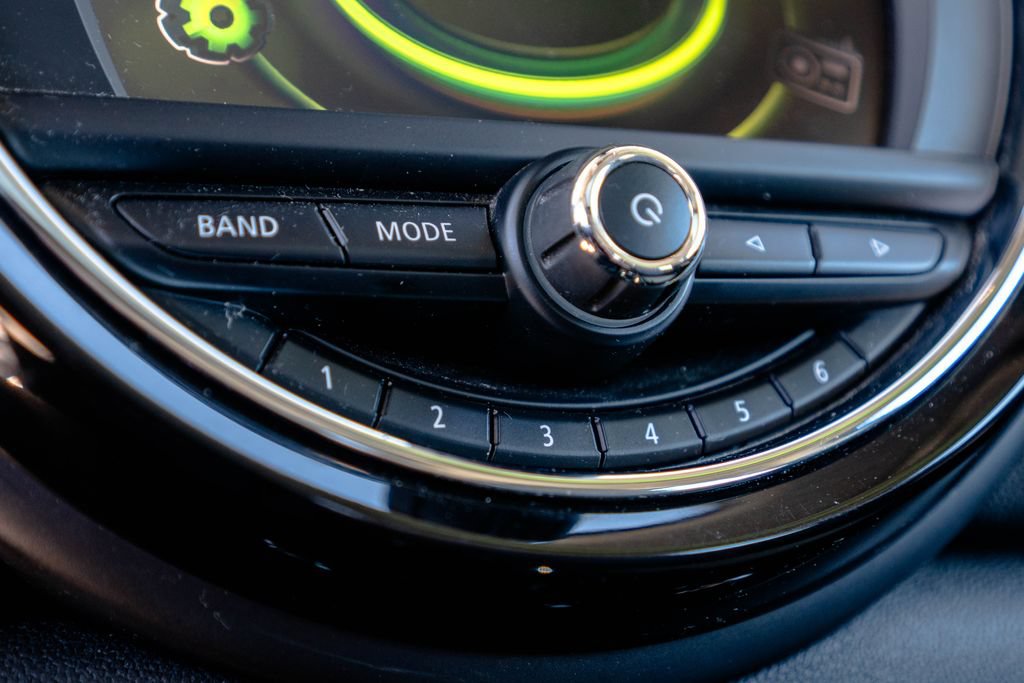 Used 2016 MINI Cooper Clubman FWD image 28