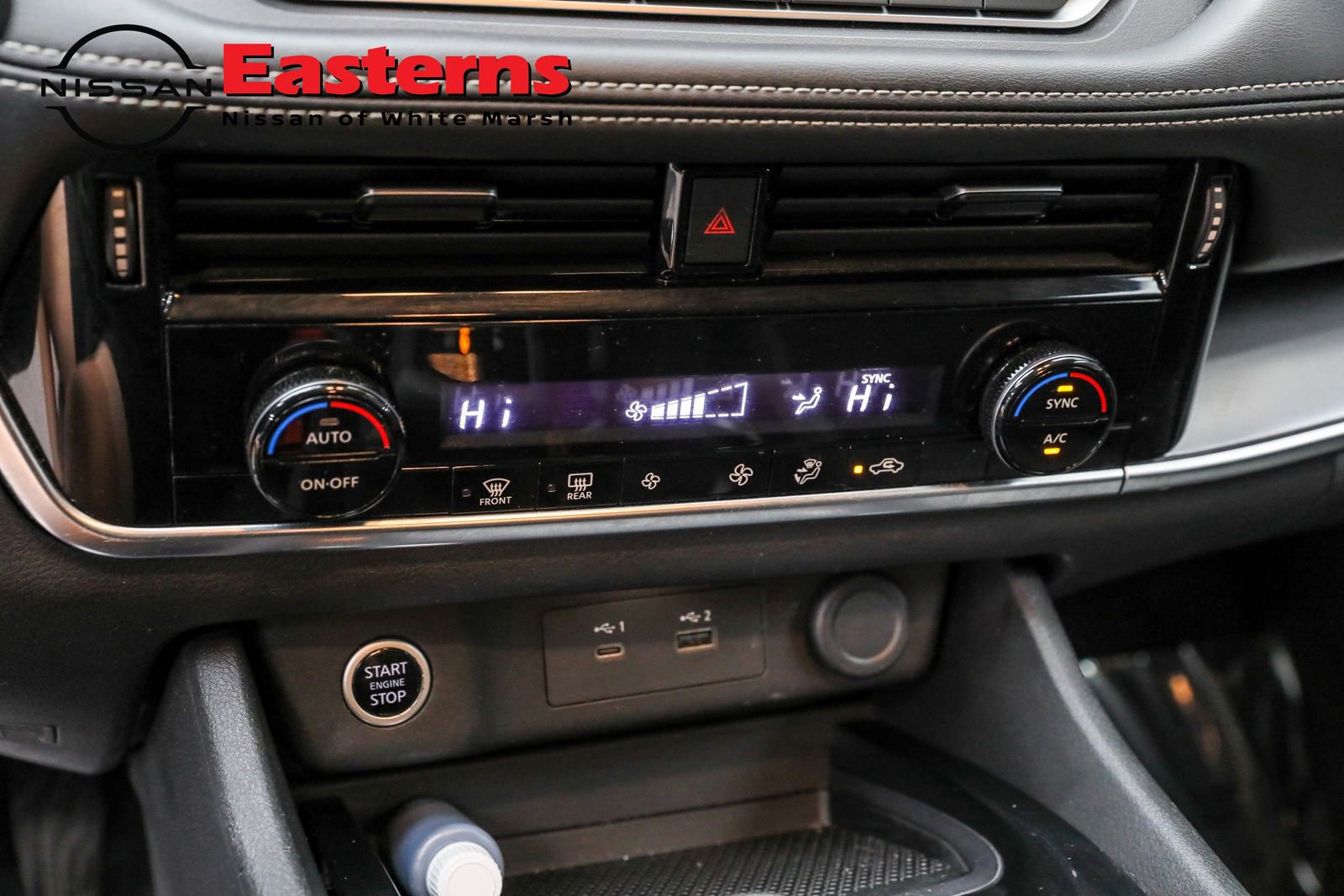 Used 2022 Nissan Rogue SV image 60