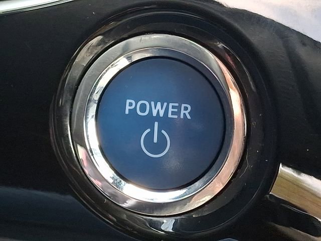 Used 2017 Toyota Prius Prime Plus w/ Protection Package FWD image 24