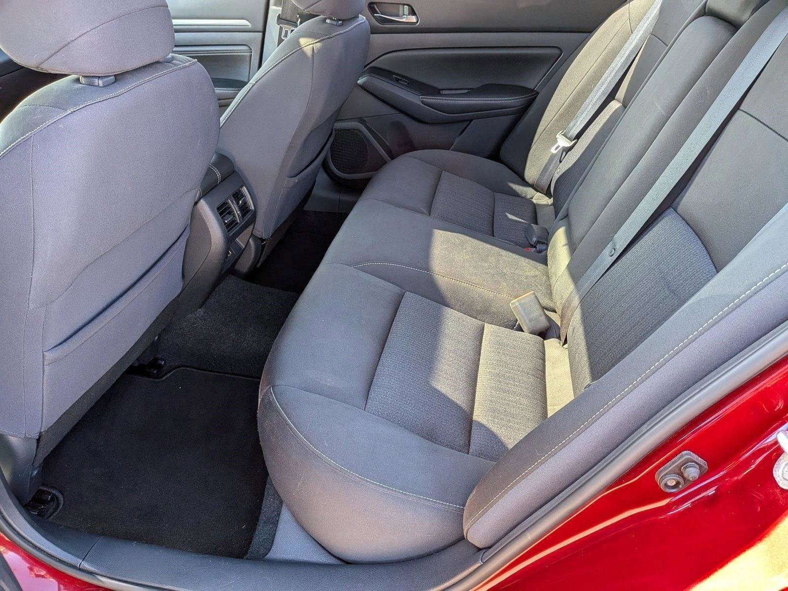 Used 2019 Nissan Altima 2.5 SV FWD image 18