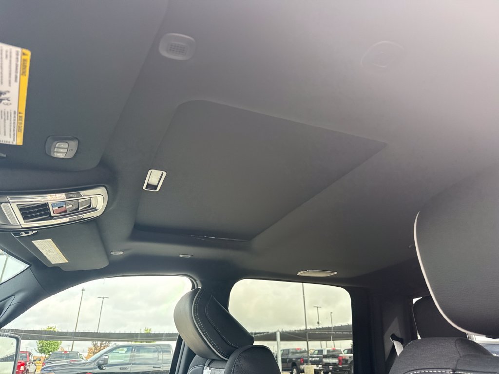 New 2027 RAM 2500 Limited AWD/4WD image 31