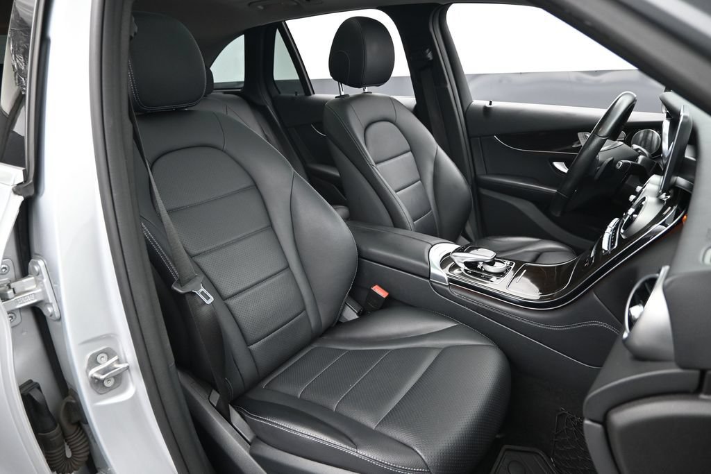 Used 2017 Mercedes-Benz GLC 300 4MATIC image 20