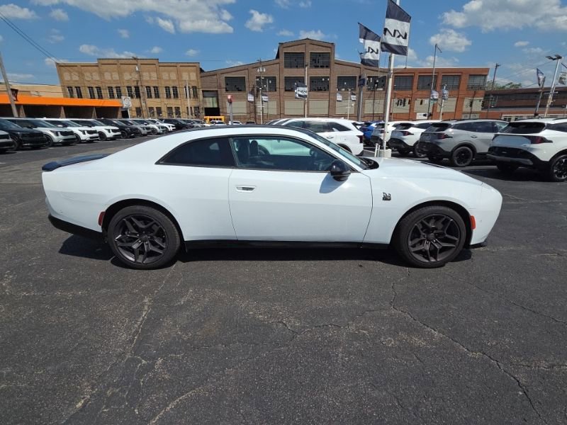 Used 2026 Dodge Charger Scat Pack w/ Blacktop Package AWD/4WD image 8