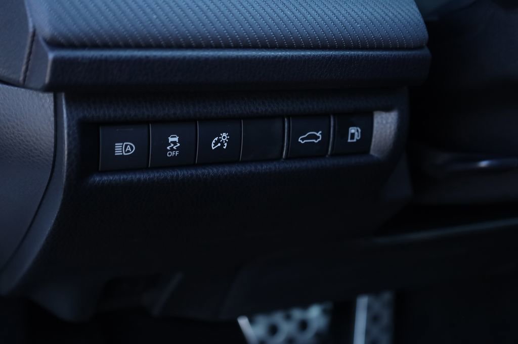 Used 2025 Toyota Camry SE image 20