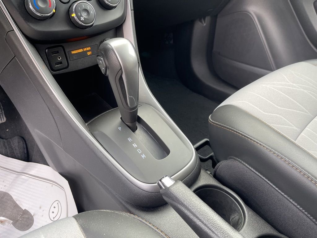 Used 2019 Chevrolet Trax LT w/ Driver Confidence Package image 18