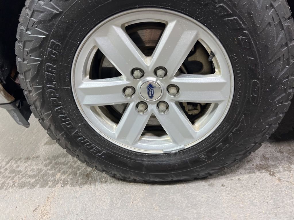 Used 2022 Ford F150 XLT w/ Trailer Tow Package image 39