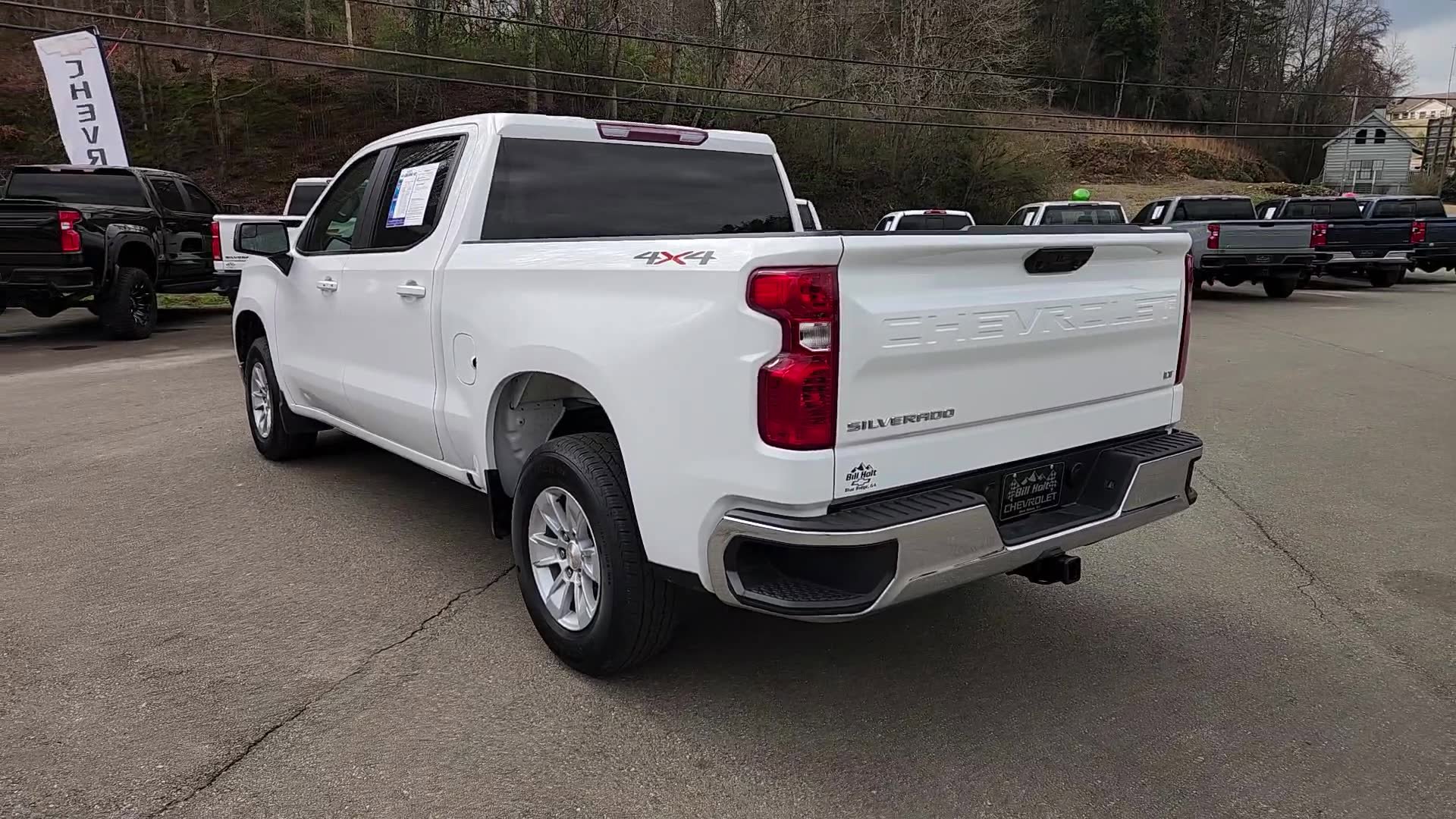 Used 2025 Chevrolet Silverado 1500 LT image 13