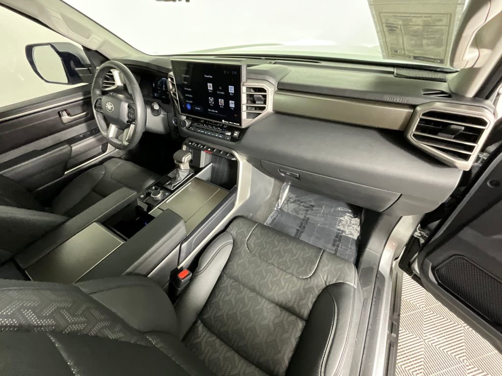 Used 2023 Toyota Sequoia SR5 w/ SR5 Premium Package AWD/4WD image 19