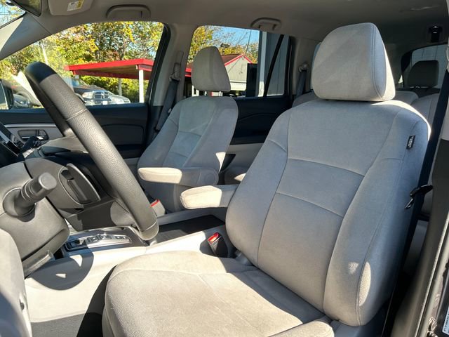Used 2021 Honda Pilot EX image 10