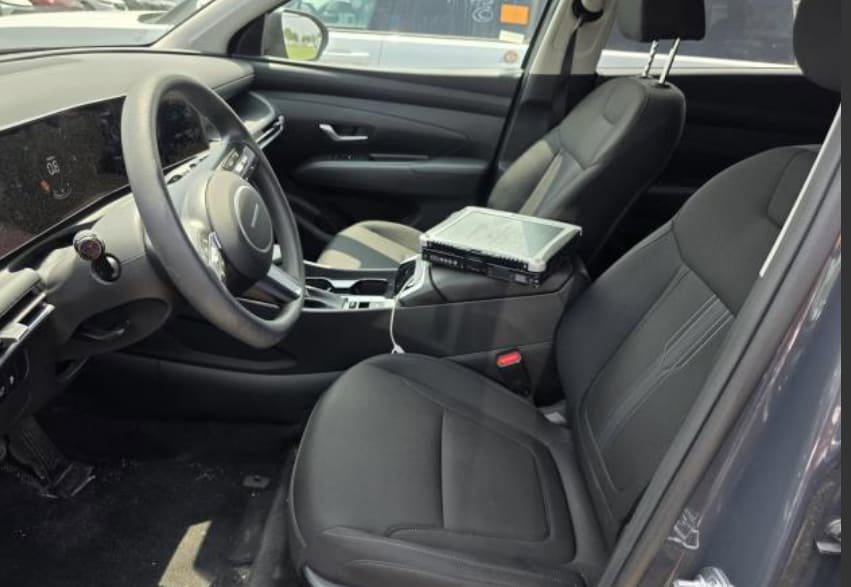 Used 2025 Hyundai Tucson SEL FWD image 2
