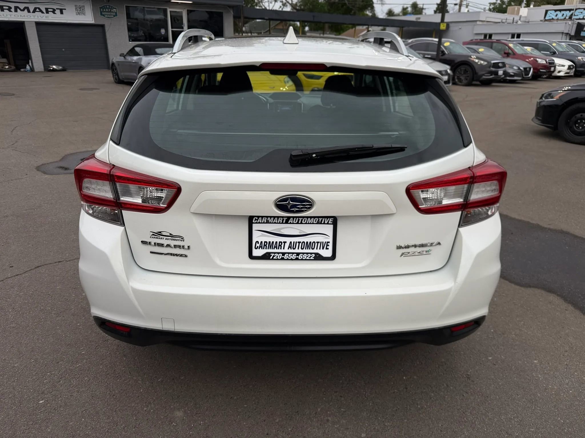 Used 2017 Subaru Impreza 2.0i Premium AWD/4WD image 8