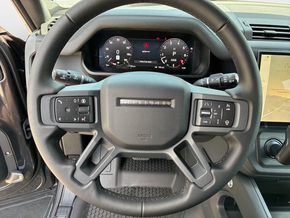 New 2026 Land Rover Defender 110 X-Dynamic SE AWD/4WD image 10