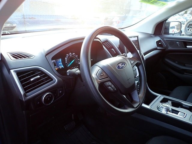 Used 2024 Ford Edge SE w/ Black Appearance Package image 15