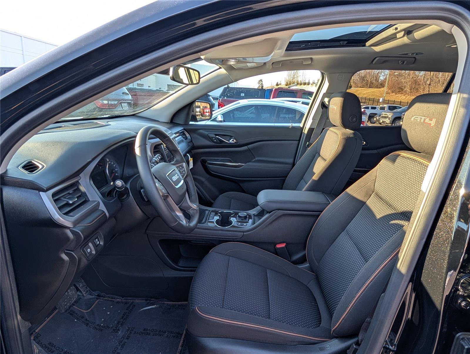 Used 2023 GMC Acadia AT4 image 17