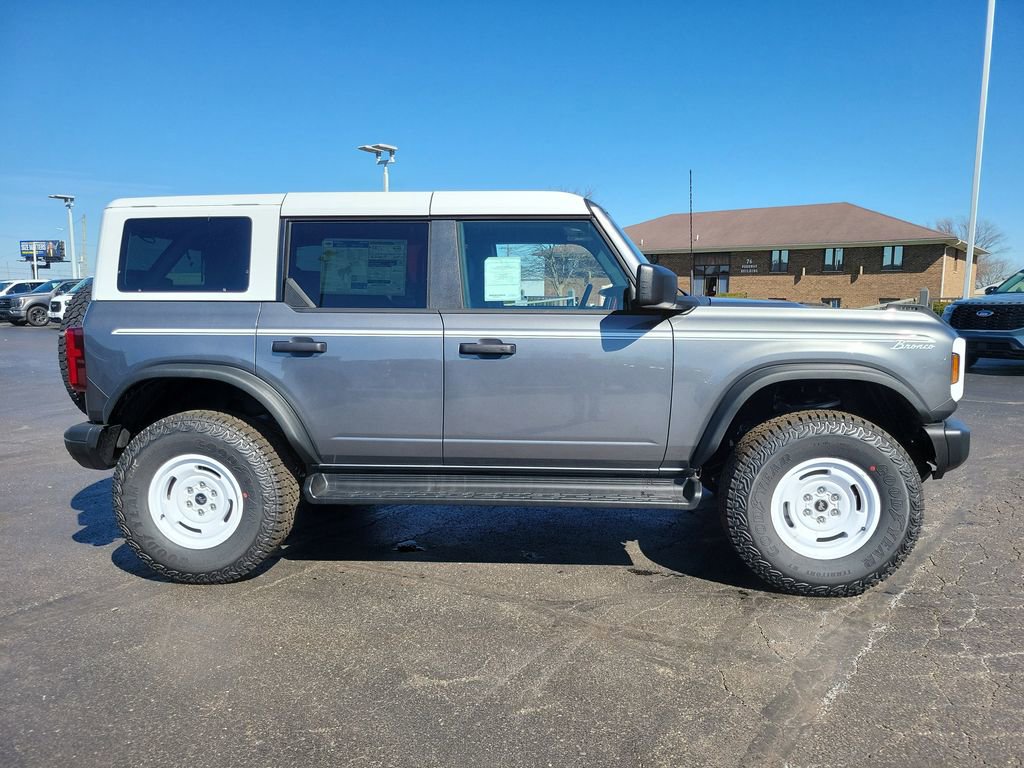 New 2025 Ford Bronco Heritage Edition image 3