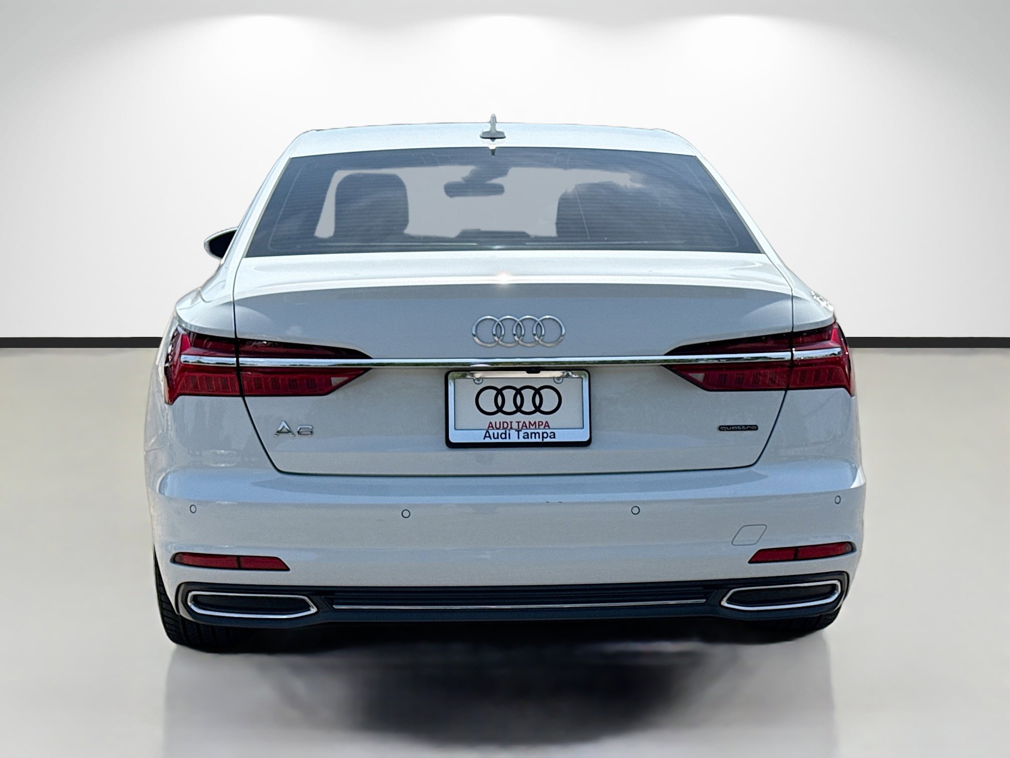 Used 2023 Audi A6 Premium Plus w/ Premium Plus Package AWD/4WD image 4