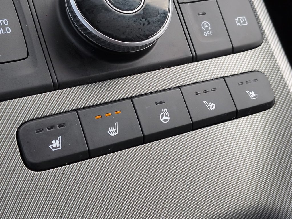 Used 2025 Hyundai Palisade SEL FWD image 24