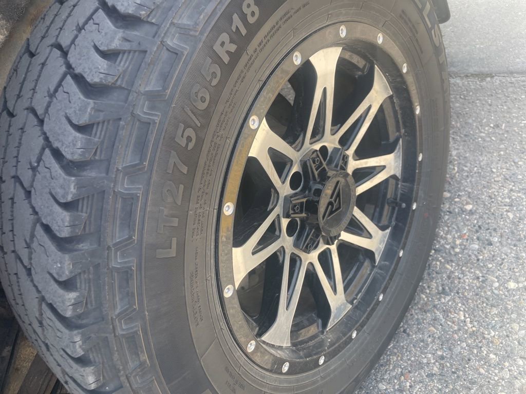 Used 2017 Chevrolet Silverado 1500 LT w/ All Star Edition AWD/4WD image 18