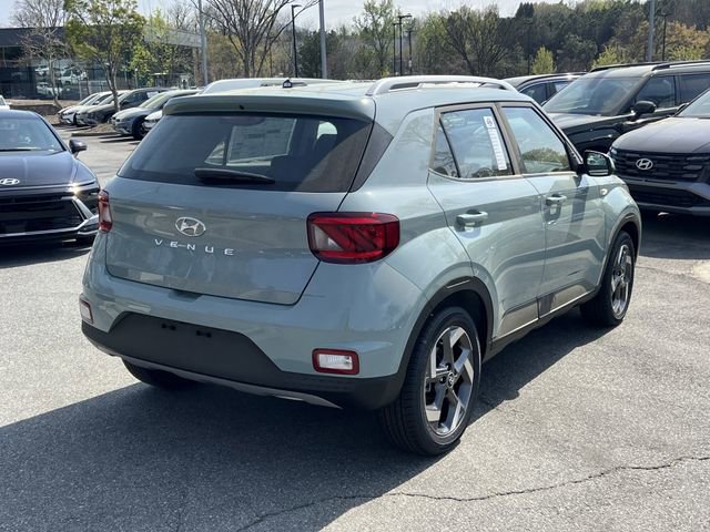 New 2026 Hyundai Venue SEL FWD image 7